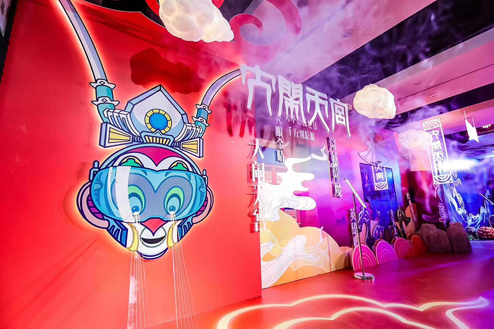 “童年英雄AI幻想互动展”亮相豫园华宝楼