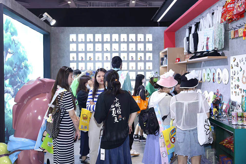 上影元亮相全球授权展上海站(LEC),三大沉浸式空间展现国风IP创新合作方向